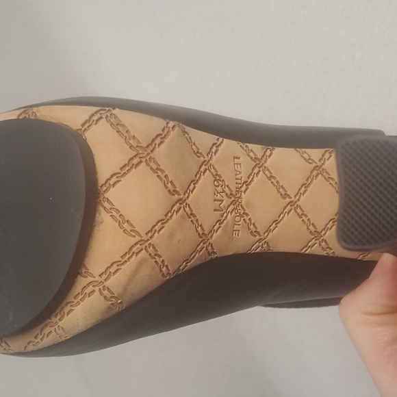 L.A.M.B HEELS - Picture 5 of 12